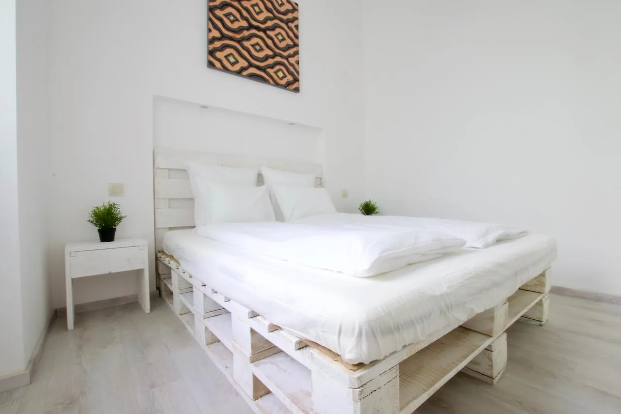 Standard Apartment by Hi5 - Wesselényi 8 Budapest Ungheria